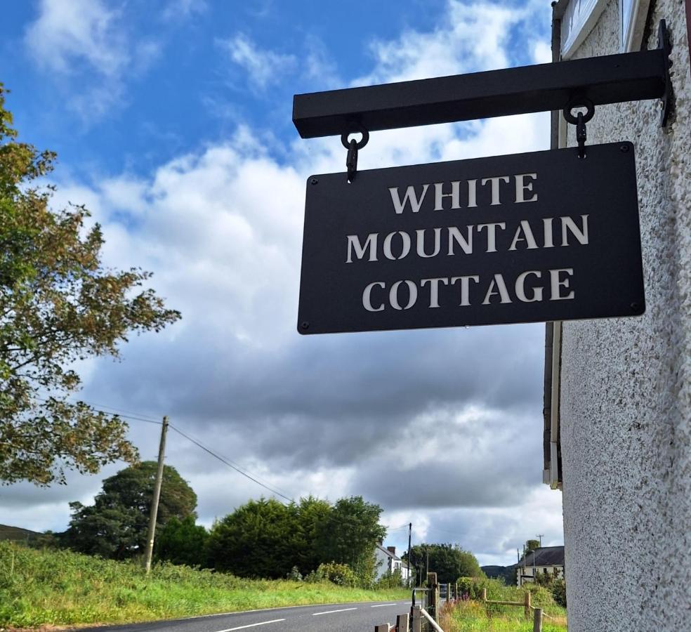 White Mountain Cottage ニューリー エクステリア 写真